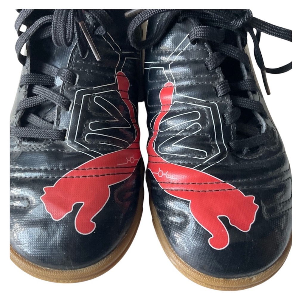 PUMA Indoor Soccer Shoes evoPOWER 4 Black Red Youth Sz 2.5 Puma Sport Lifestyle